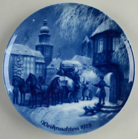 German Christmas Plates Christmas In Dortland-German - Boxed