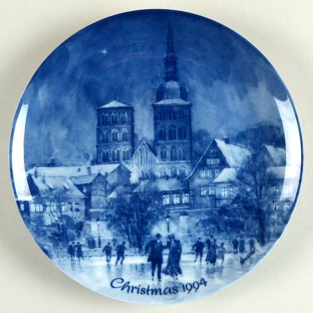 German Christmas Plates Christmas Eve In Stralsund - No Box