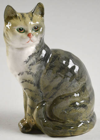 Beswick Figurine Cat Seated Head Looks Forward - No Box