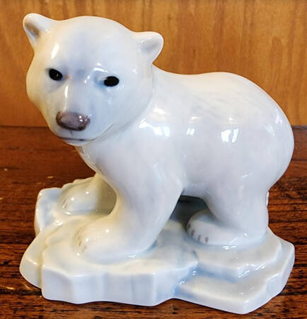 Annual Baby Animals Polar Bear - No Box