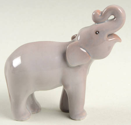 Animals-Wildlife Elephant Calf - No Box