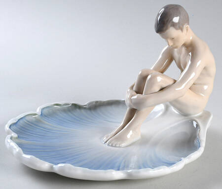 Bing & Grondahl Giftware Boy Naked On Tray - No Box