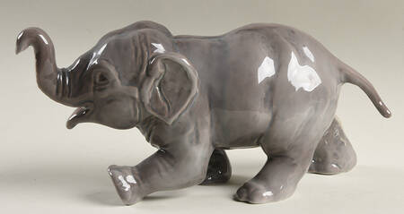 Animals-Wildlife Elephant - No Box