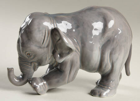 Animals-Wildlife Elephant - No Box
