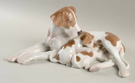 Dogs Pointer Mother & Pups - No Box