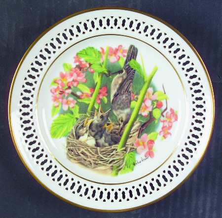 Mothers Day Plate-New Generation Fledgling Mockingbirds - No Box