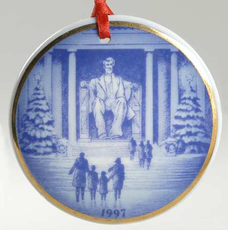 Christmas Heritage The Lincoln Memorial - No Box