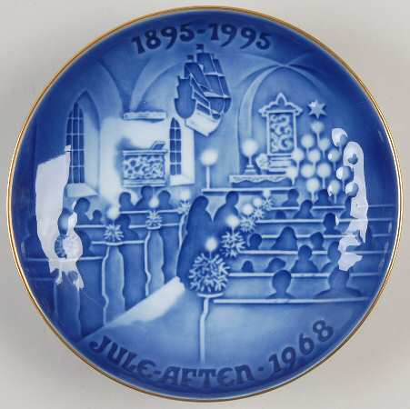 Centennial Christmas Plate Christmas Eve In Church - Boxed