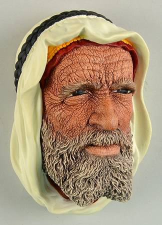 Character Head Plaques Syrian - No Box