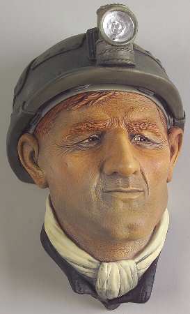 Character Head Plaques Miner - No Box