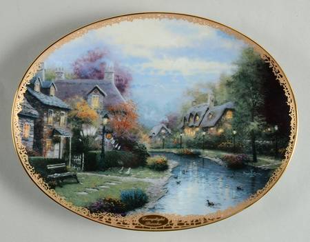 Lamplight Village-Oval by Bradford Exchange