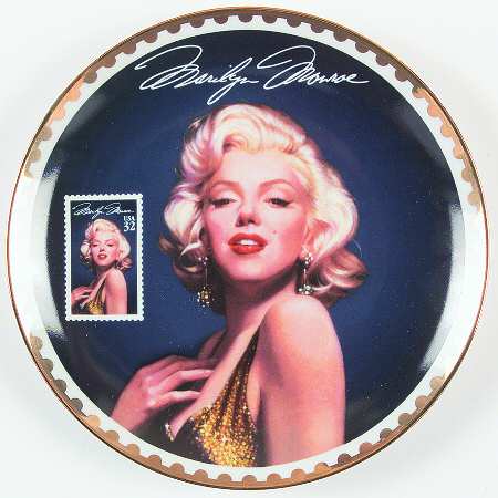 Marilyn Monroe-Gold Sultry Yet Regal - No Box