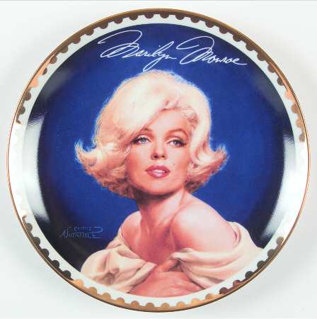 Marilyn Monroe-Gold Satin And Cream - No Box