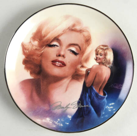 Reflections of Marilyn A Glimmering Dream - No Box