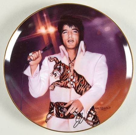 Remembering Elvis The Superstar - No Box