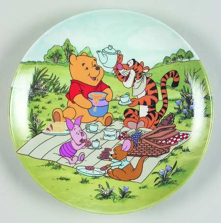 Fun In 100 Acre Woods Poohs Picnic - No Box