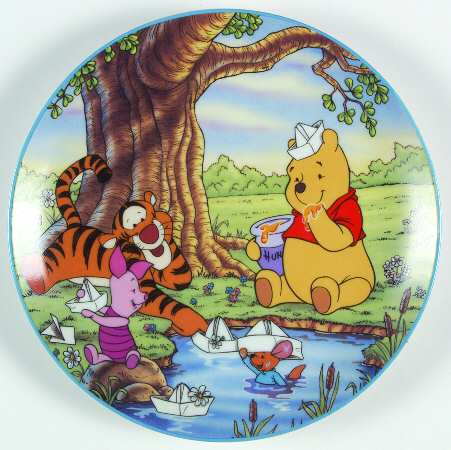 Winnie The Pooh : A Honey of A Friend It's A Sailing Sort Of Day - No Box