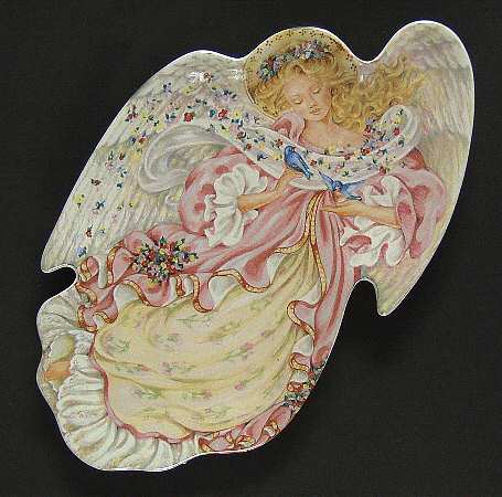 On Angels Wings Springtime Friends - No Box