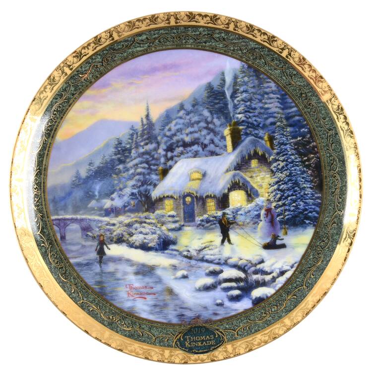 Cherished Christmas Memories Winter Evening Cottage - Boxed