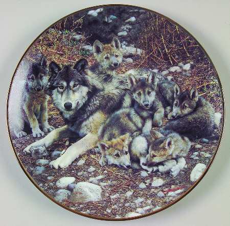 A Family Affair Den Mother-Grey Wolf - No Box
