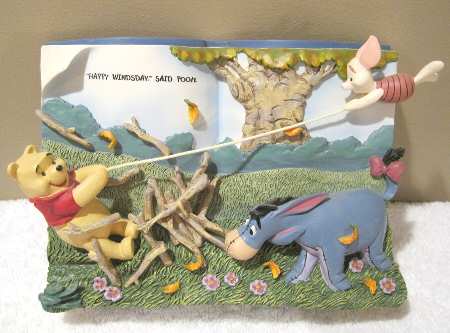 Winnie the Pooh Storybook Collect A Blustery Day In Every Way - No Box
