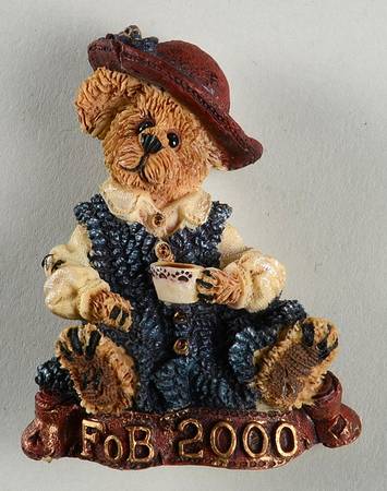 Friends of Boyds 2000 -Caitlin Berriweather Pin - Boxed