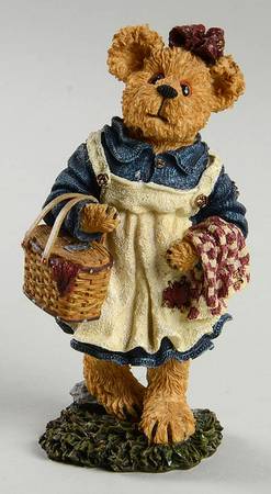 Friends of Boyds Molly B. Berriweather-Teddy Bear's Picni - Boxed