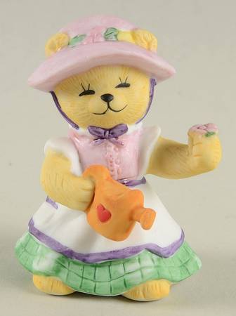 Bears of Distinction Springtime Tammy - With Box