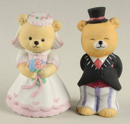 Bears of Distinction Bride And Groom - No Box