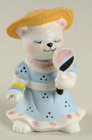 Bears of Distinction Sassy Sue - No Box