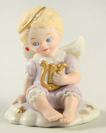 Tender Hearts Collection Play A Sweet Melody - No Box