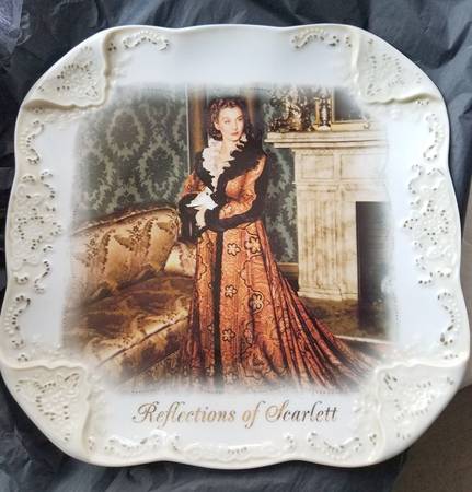 Scarlett O'Hara and White Lace by Bradford Exchange