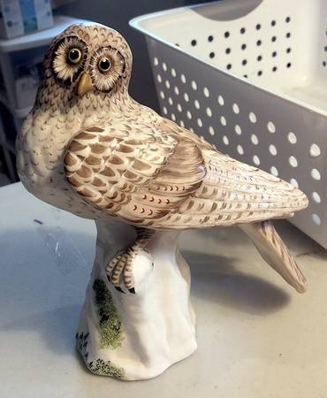 Bird Figurines Hawk Owl Face Right-Single - No Box