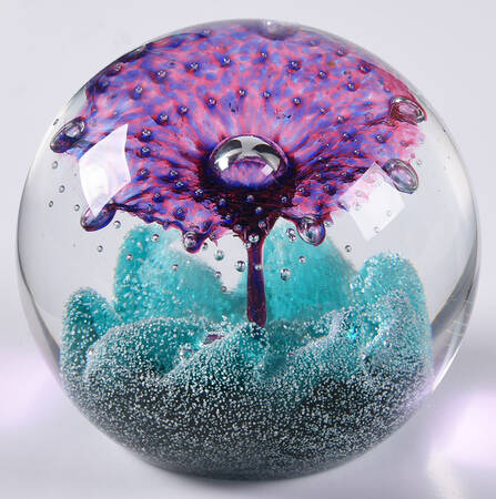 Caithness Paperweight Fountain - With Box Bx775