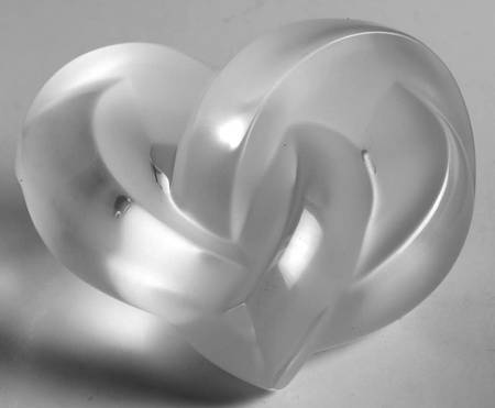 Lalique Figurines & Paperweights Heart Knot - Clear  - No Box