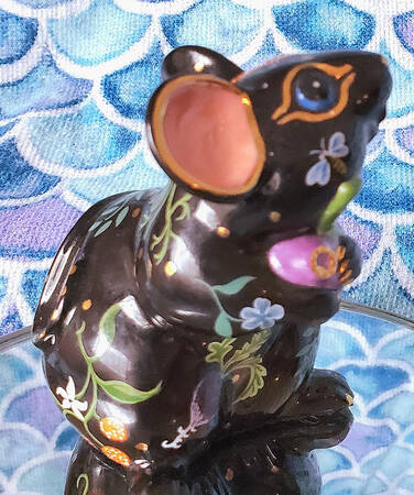 Lynn Chase Figurines & Giftware Mouse - No Box