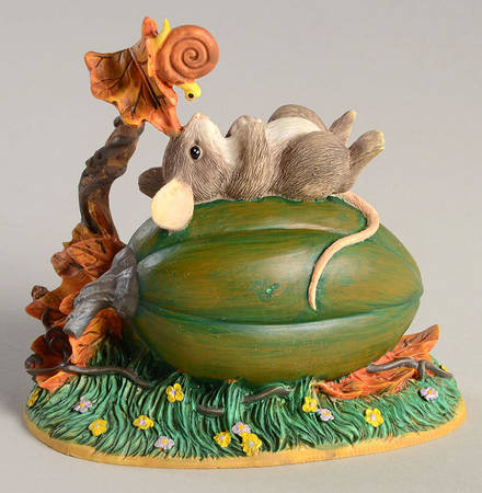 Charming Tails Garden Naptime - Boxed