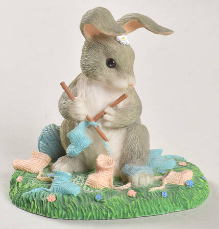 Charming Tails Guess What - Wtih Box Bx377