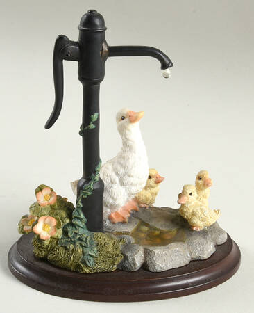 Country Artists Figurines Last Drop - Boxed