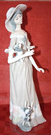 Casades Figurines Lady W/ Puppies - Boxed