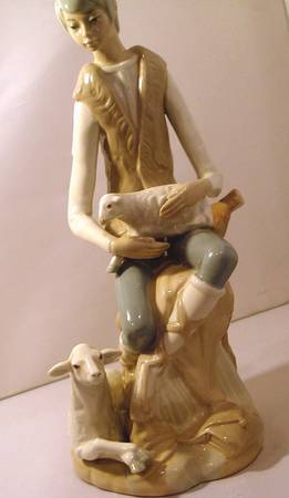 Casades Figurines Boy With Lamb And Sheep - Boxed
