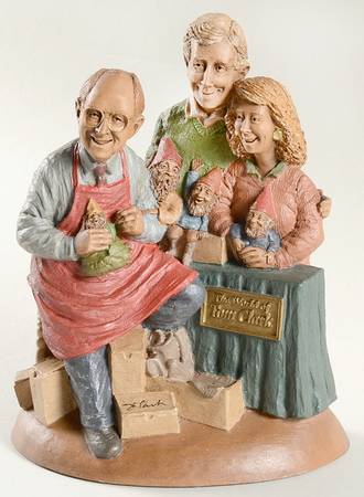 Lee Sievers Figurines The World Of Tom Clark - No Box