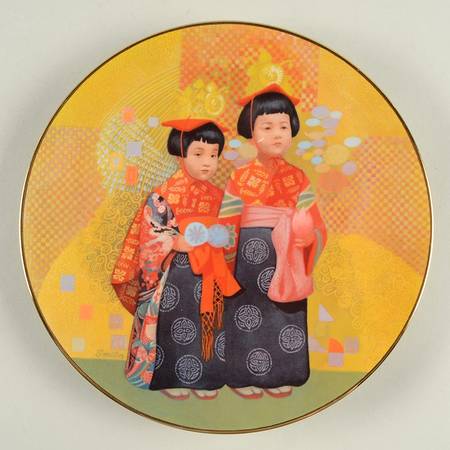 Living Dolls by Creative World