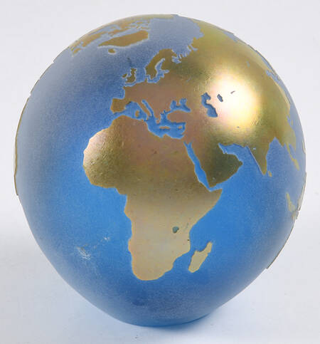 Paperweights Globe-Blue - No Box