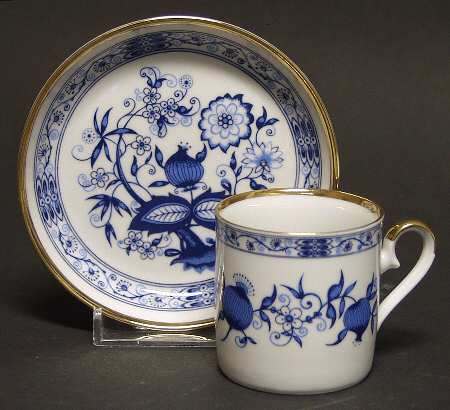Great Porcelain Houses of The World Royal Franconia - No Box