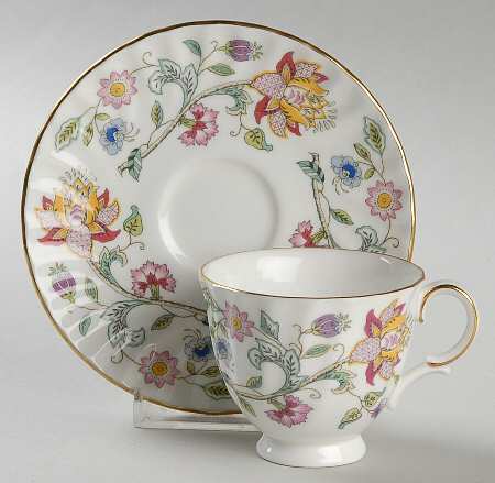 Great Porcelain Houses of The World Minton - No Box