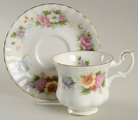 Great Porcelain Houses of The World Royal Adderley - No Box