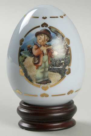 Hummel Porcelain Egg Little Fiddler - No Box