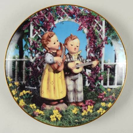 Little Companions Hummel Plates Little Musicians - No Box