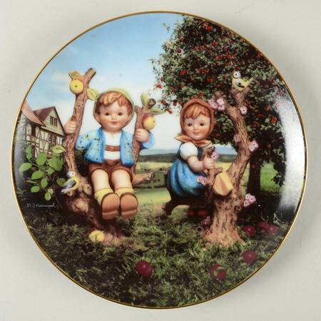 Little Companions Hummel Plates Apple Tree Boy & Girl - No Box